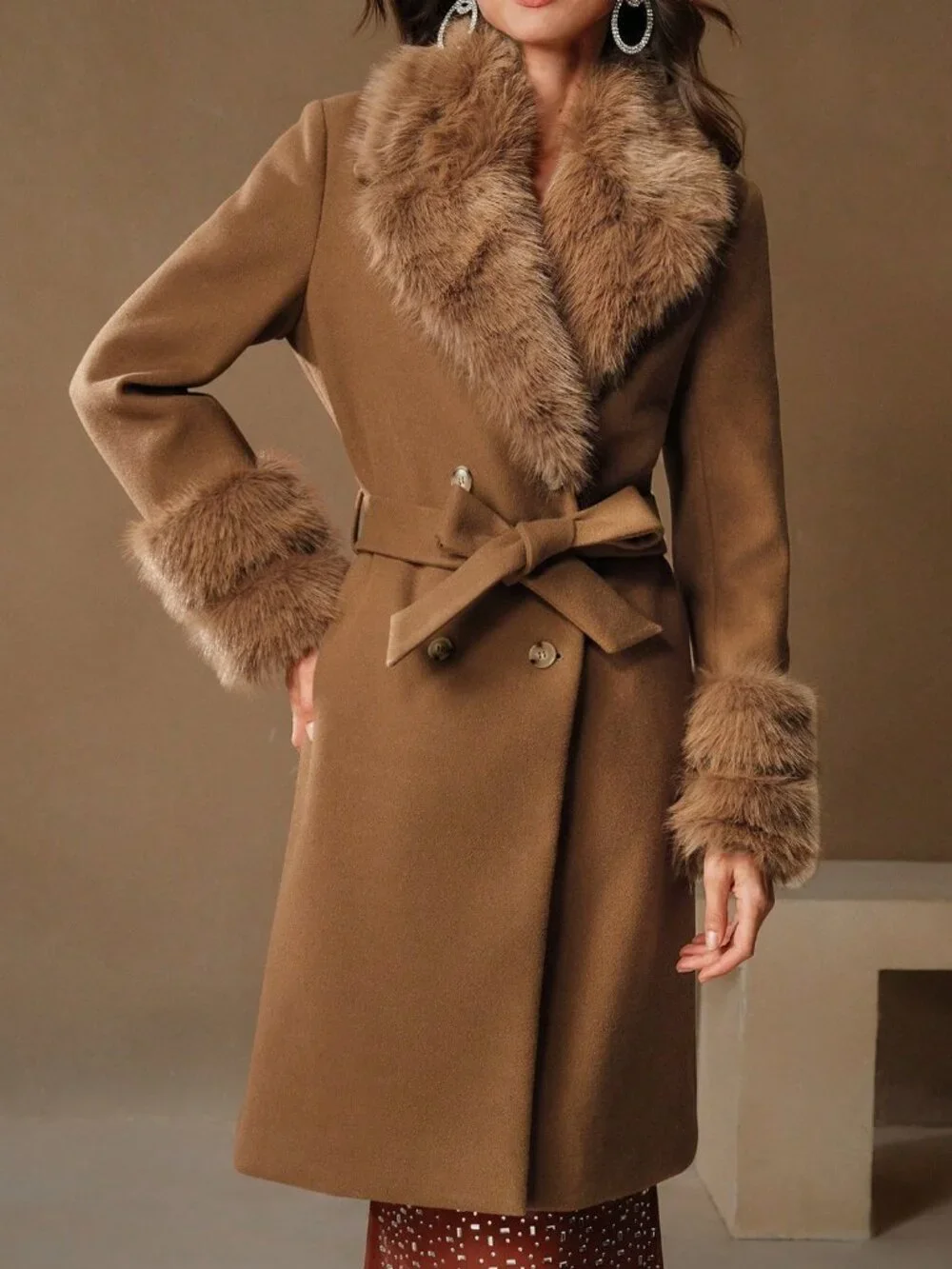 Camel Elegant Women's Fluffy Collar Thickened Warm Long Belted Knitted Coat
